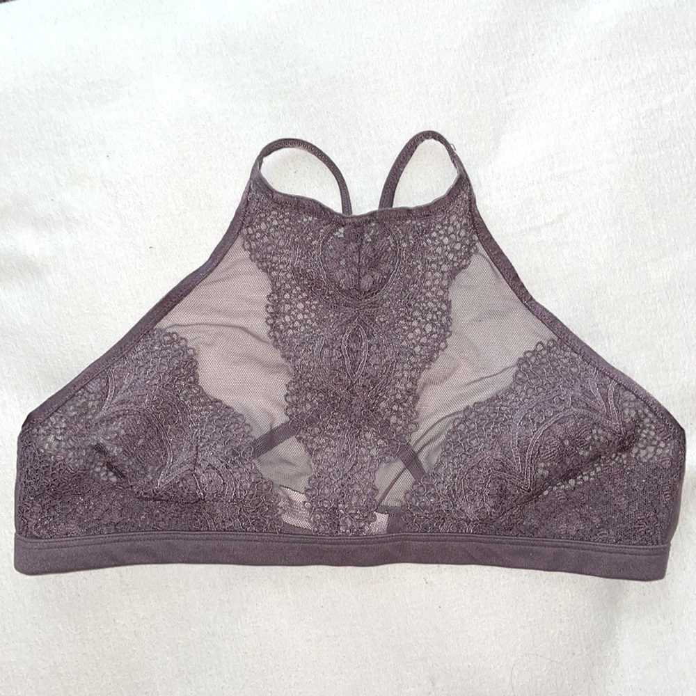 ‼️FREE SHIPPING‼️Body By Victoria Bralette By VS Size M/M